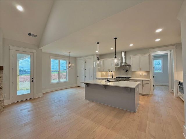 301 Eminence Peak, Rydal, GA 30171