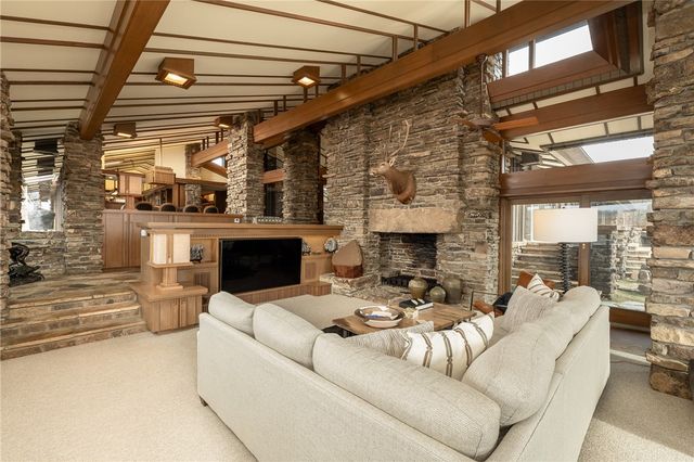 12808 Raheen Ranch Road, Fayetteville, AR 72701