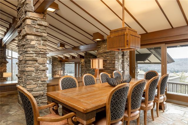 12808 Raheen Ranch Road, Fayetteville, AR 72701