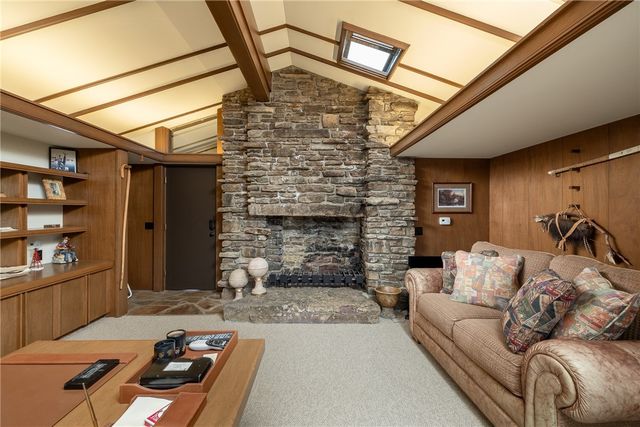 12808 Raheen Ranch Road, Fayetteville, AR 72701