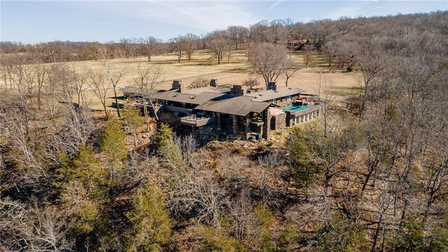 12808 Raheen Ranch Road, Fayetteville, AR 72701