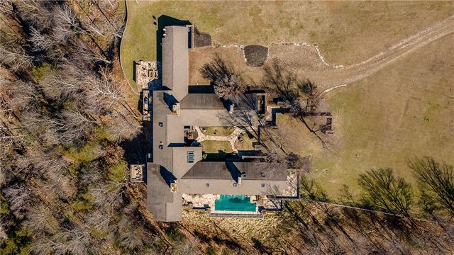 12808 Raheen Ranch Road, Fayetteville, AR 72701