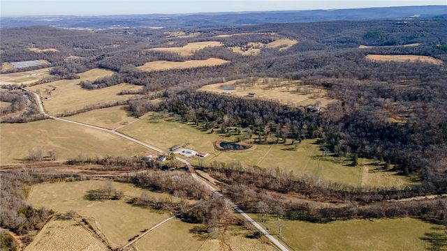 12808 Raheen Ranch Road, Fayetteville, AR 72701