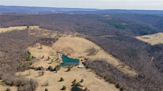 12808 Raheen Ranch Road, Fayetteville, AR 72701