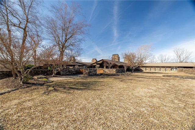 12808 Raheen Ranch Road, Fayetteville, AR 72701