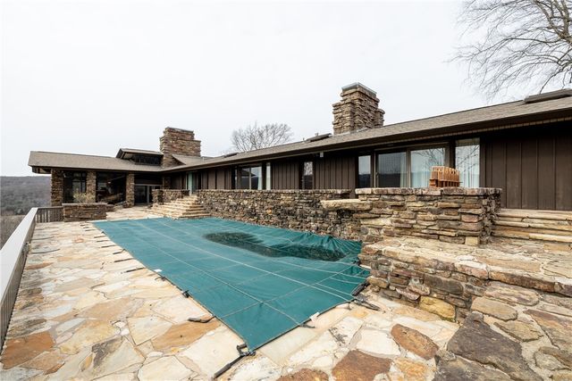 12808 Raheen Ranch Road, Fayetteville, AR 72701