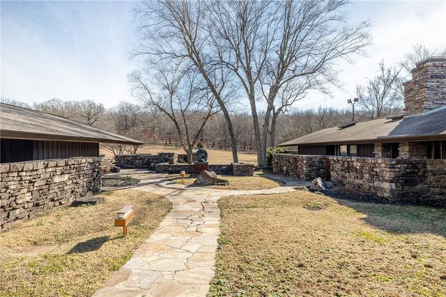 12808 Raheen Ranch Road, Fayetteville, AR 72701