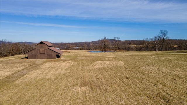 12808 Raheen Ranch Road, Fayetteville, AR 72701