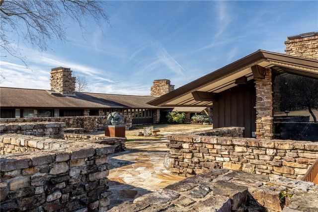 12808 Raheen Ranch Road, Fayetteville, AR 72701