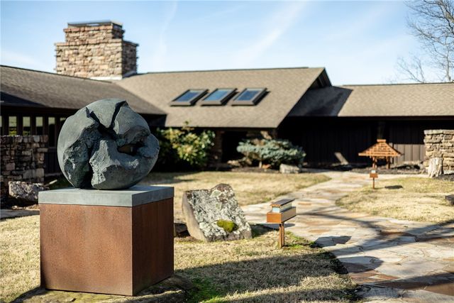 12808 Raheen Ranch Road, Fayetteville, AR 72701