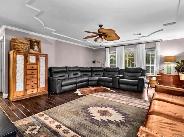 5703 Fairview Road, Paragould, AR 72450