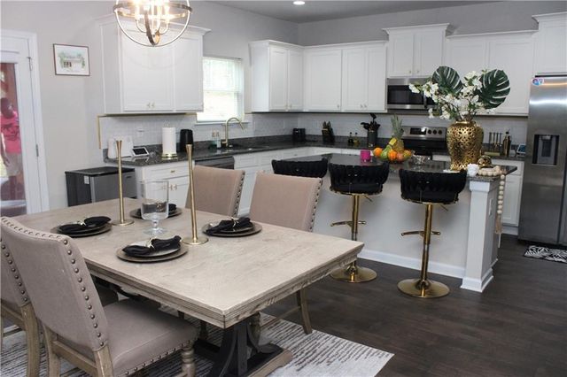 1131 Burgundy Drive, Griffin, GA 30223