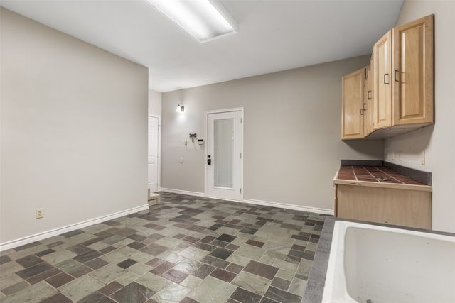 828 S Maurice Avenue, Denison, TX 75020