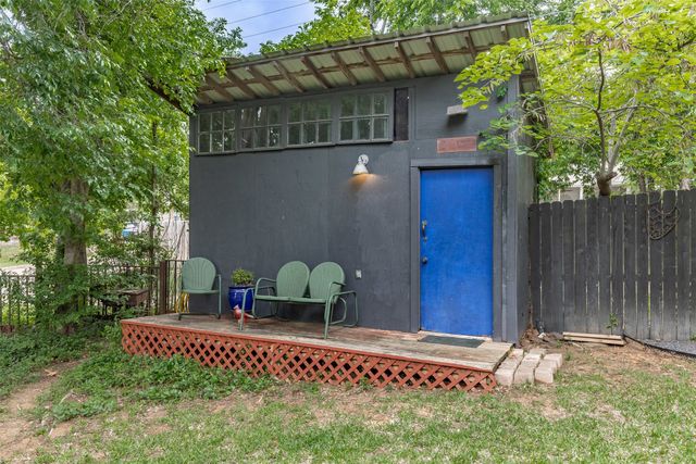 828 S Maurice Avenue, Denison, TX 75020