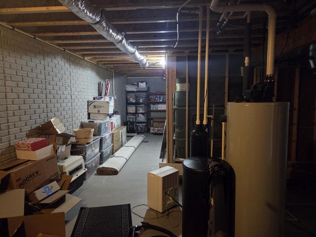 503 Pine Hollow PLACE, Watertown, WI 53094