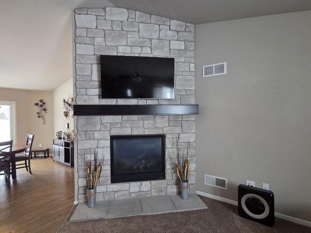 503 Pine Hollow PLACE, Watertown, WI 53094