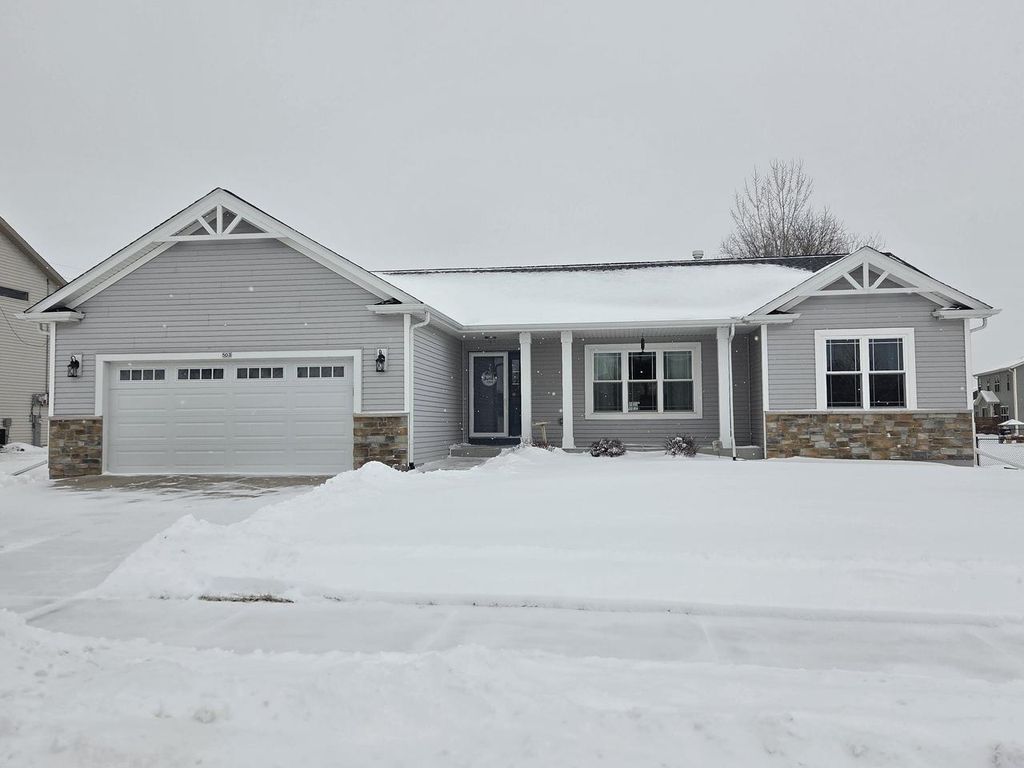 503 Pine Hollow PLACE, Watertown, WI 53094
