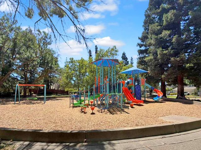 1558 Trimingham Drive, Pleasanton, CA 94566