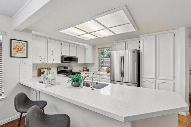 1558 Trimingham Drive, Pleasanton, CA 94566