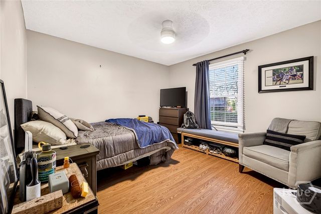 1121 Madrid Avenue, Savannah, GA 31406