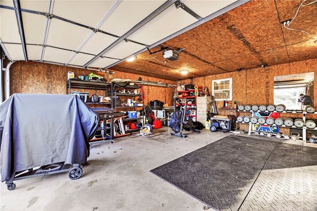 1121 Madrid Avenue, Savannah, GA 31406