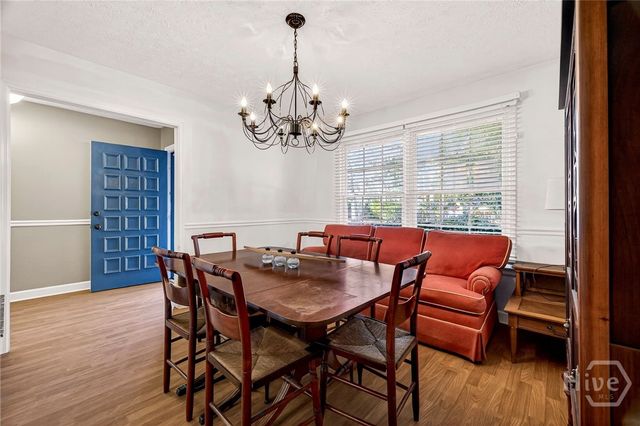 1121 Madrid Avenue, Savannah, GA 31406