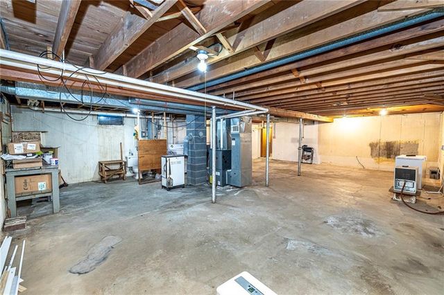 11 State Street, Neillsville, WI 54456