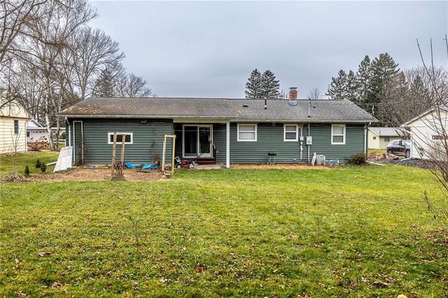 11 State Street, Neillsville, WI 54456