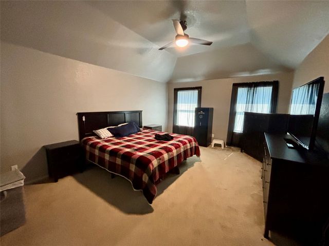 900 Grouse Road, Glenn Heights, TX 75154