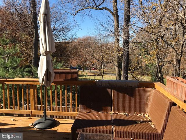 2276 CARTBRIDGE RD, Falls Church, VA 22043