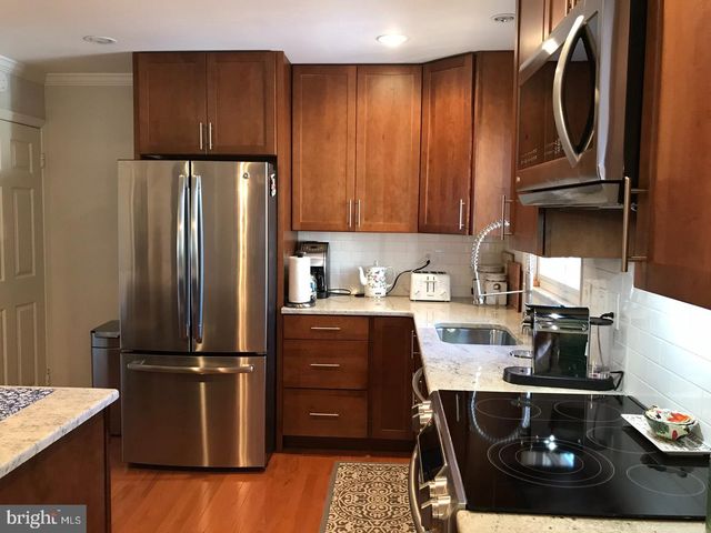 2276 CARTBRIDGE RD, Falls Church, VA 22043