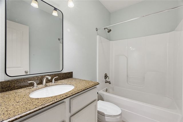 1349 Harmon Road, Fayetteville, AR 72704