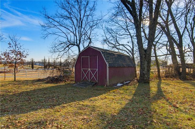 1349 Harmon Road, Fayetteville, AR 72704