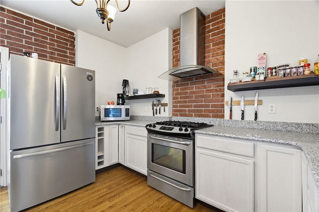 1349 Harmon Road, Fayetteville, AR 72704