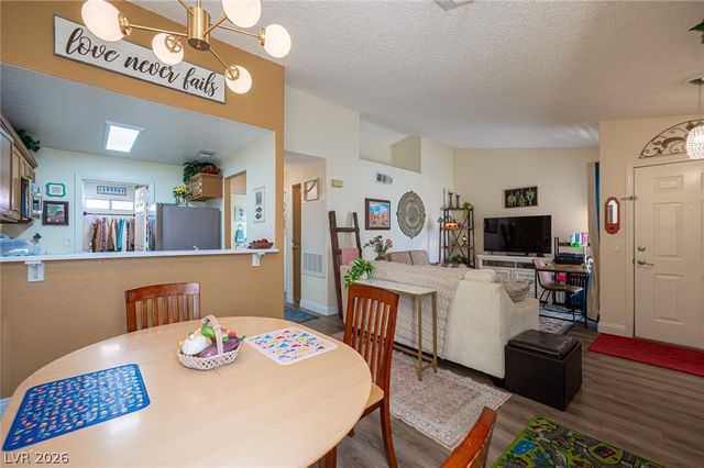 1800 Edmond Street 207, Las Vegas, NV 89146