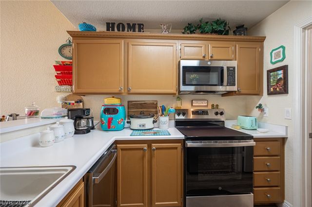 1800 Edmond Street 207, Las Vegas, NV 89146