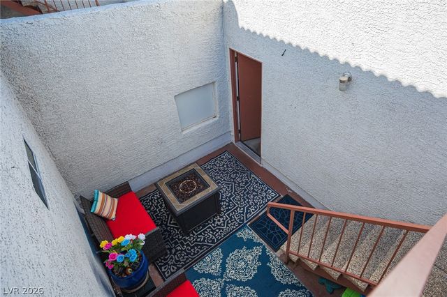 1800 Edmond Street 207, Las Vegas, NV 89146