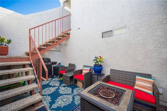 1800 Edmond Street 207, Las Vegas, NV 89146