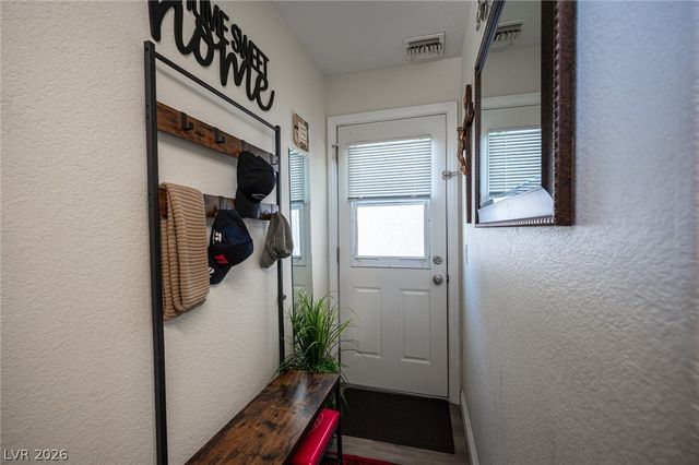 1800 Edmond Street 207, Las Vegas, NV 89146