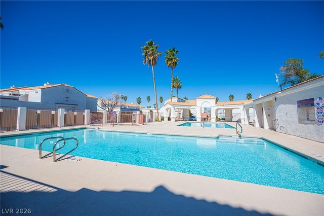 1800 Edmond Street 207, Las Vegas, NV 89146