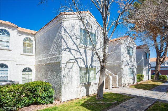 1800 Edmond Street 207, Las Vegas, NV 89146