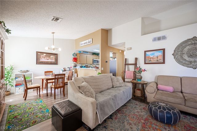 1800 Edmond Street 207, Las Vegas, NV 89146