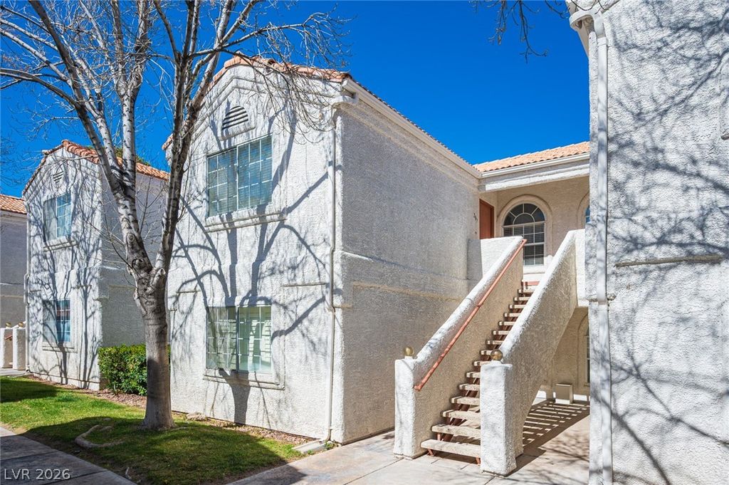 1800 Edmond Street 207, Las Vegas, NV 89146