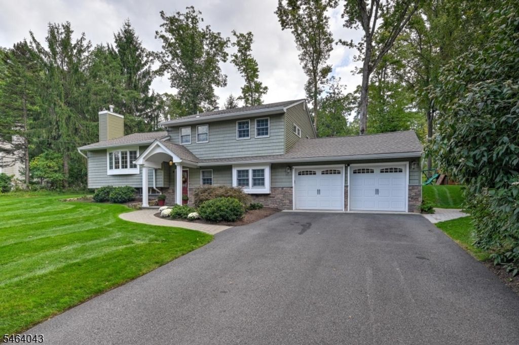 44 Northview Dr, Morris Plains Boro, NJ 07950 — photo 2