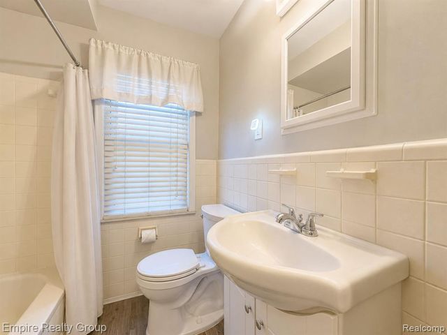 12852 Wormer, Redford, MI 48239