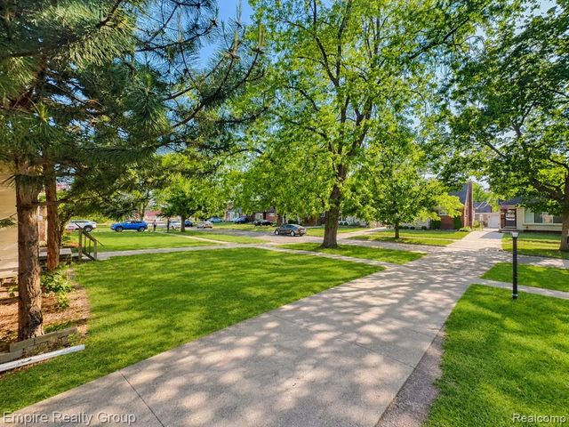 12852 Wormer, Redford, MI 48239
