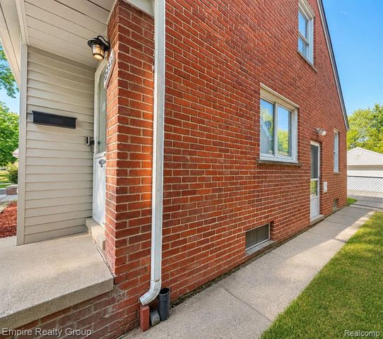 12852 Wormer, Redford, MI 48239