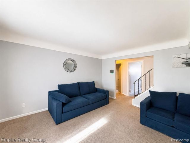 12852 Wormer, Redford, MI 48239