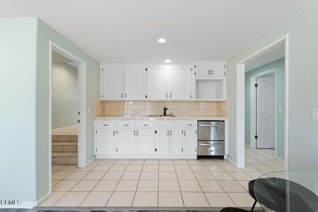 5120 Seabreeze Way, Oxnard, CA 93035