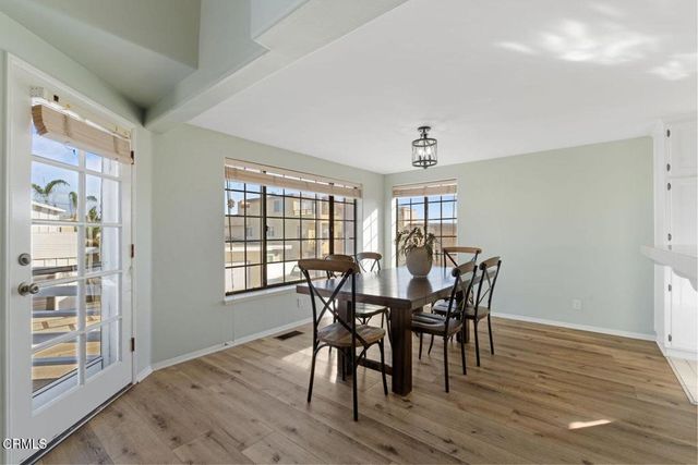 5120 Seabreeze Way, Oxnard, CA 93035